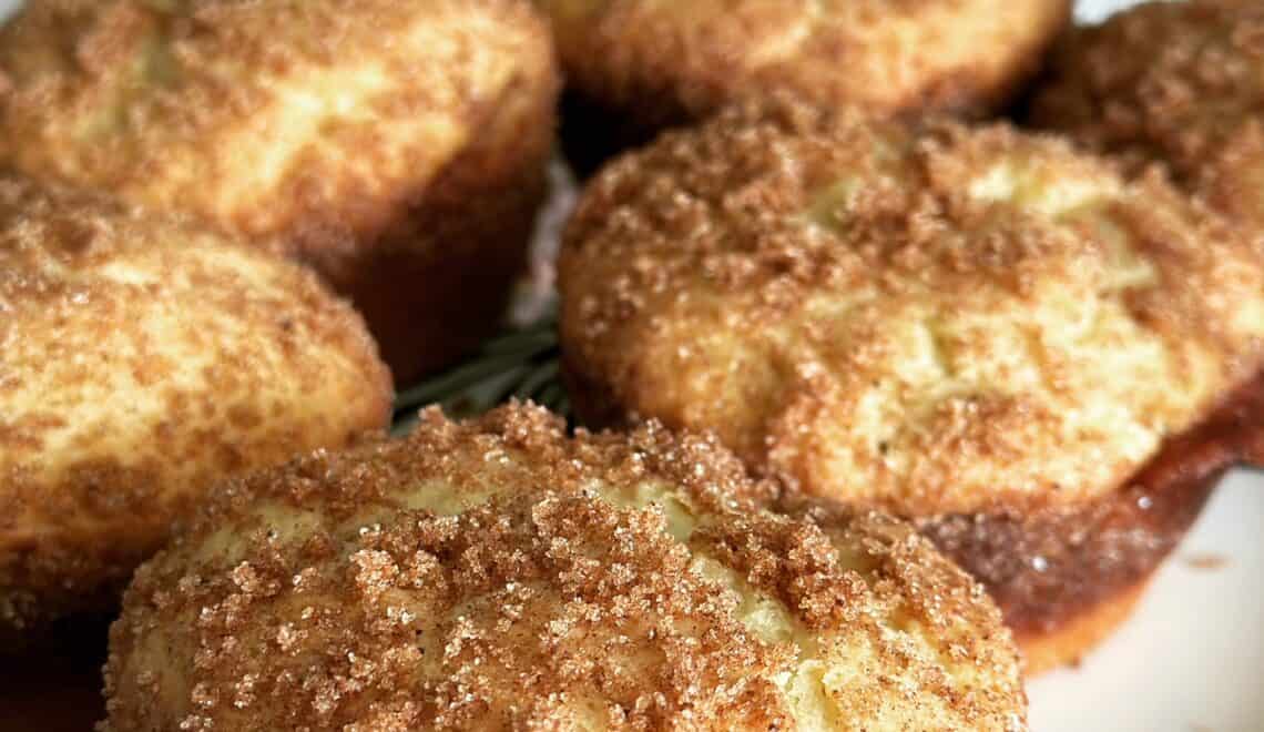 Cinnamon Streusel Muffins - Delectabelle